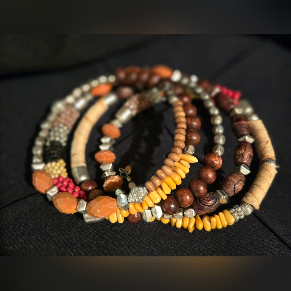 BOHO TypeMulticolor And Texture Beaded Bracelet